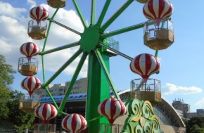 Ferris Wheel 12