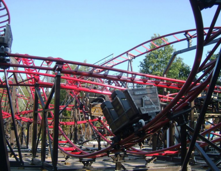 Duelling Coaster 58×32