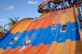 Wet ‘n’ Wild SplashTown