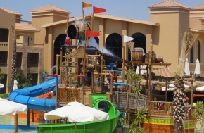 Coral Sea Splash Resort