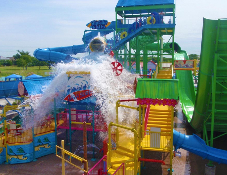 Hawaiian Falls Roanoke Waterpark