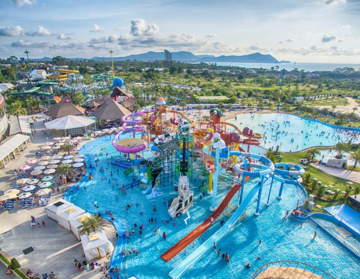 WET 'N' WILD GOLD COAST, AUSTRALIA