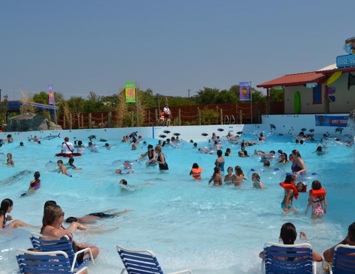 Hawaiian Falls Roanoke Waterpark