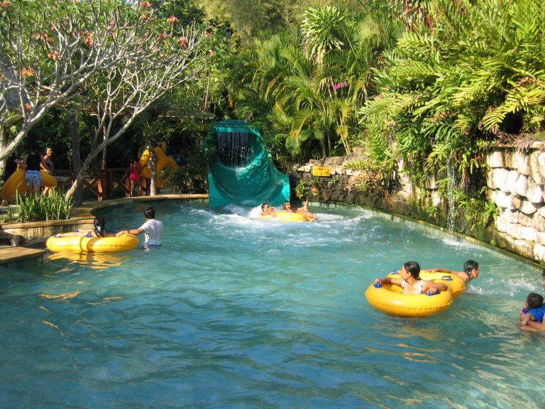 WATERBOM BALI