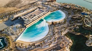 Endless Surf запустила первую в мире серф‑лагуну с морской водой в Саудовской Аравии Endless Surf запустила первую в мире серф‑лагуну с морской водой в Саудовской Аравии